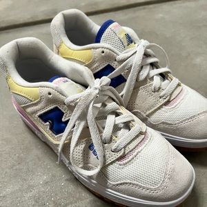 New Balance 550s